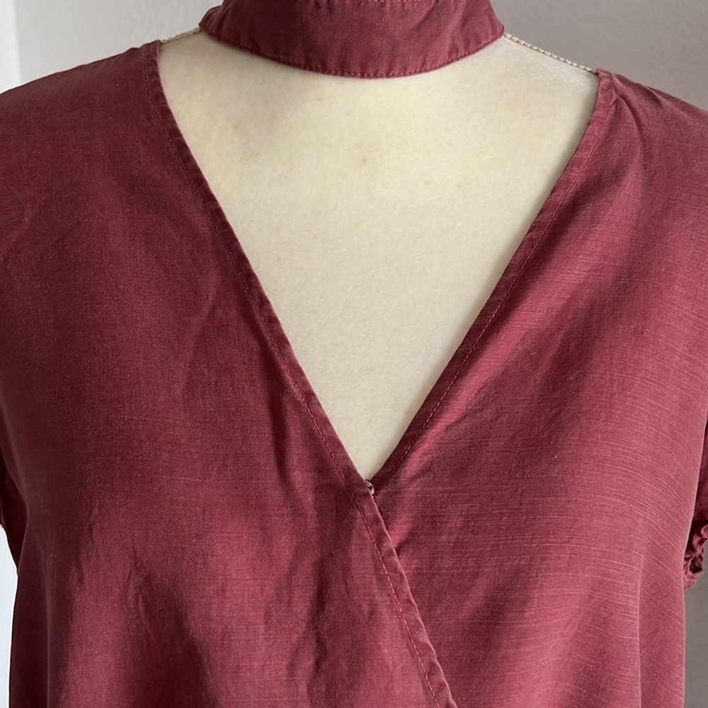 CLOTH & STONE Chocker Wrap Top - Picture 4 of 12